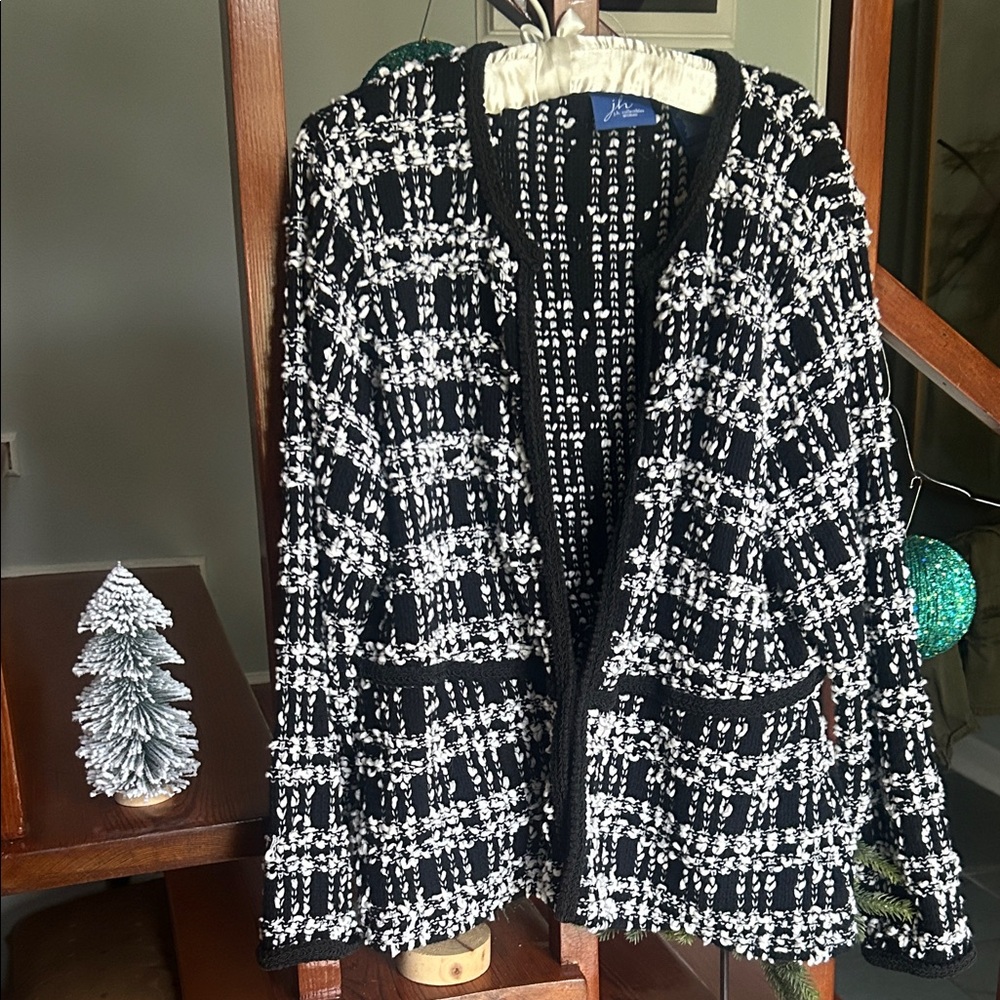 JH Collectibles Black and White Knit Jacket